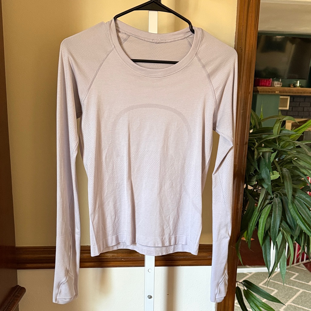 Lululemon Swiftly Tech Long Sleeve Crew 2.0 Sz 6 Heathered Lilac Waist Length